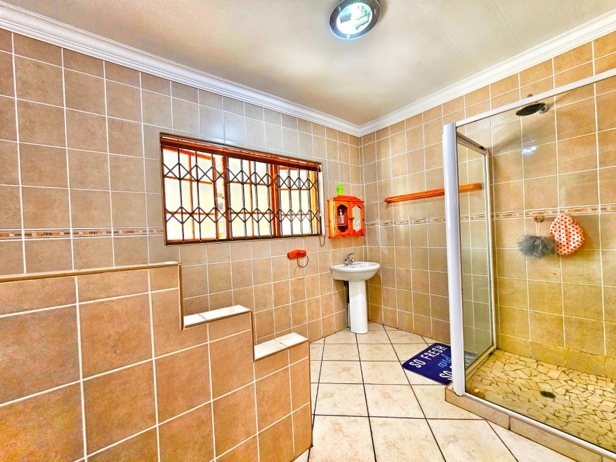 3 Bedroom Property for Sale in Vaalpark Free State